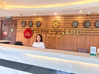 Happy Life Hotel District 7 Gần SECC – Fotos 7